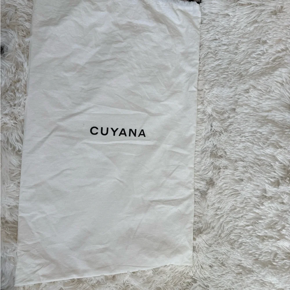 Cuyana triple zipper overnight bag - Picture 14 of 14